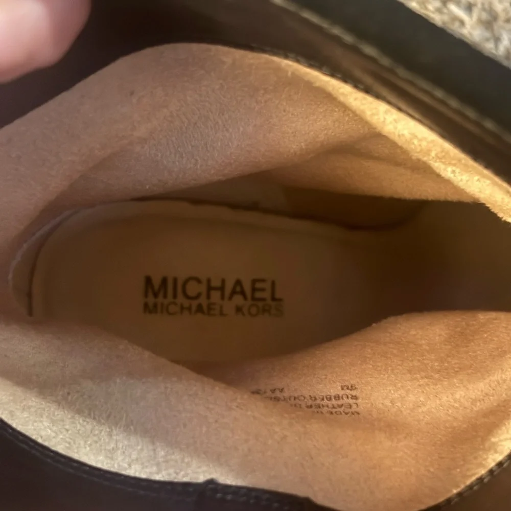 Michael Kors step out